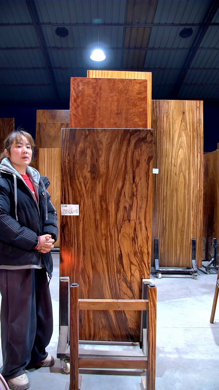 【闪购商品】木木艺乌金E146-155-66-7.5