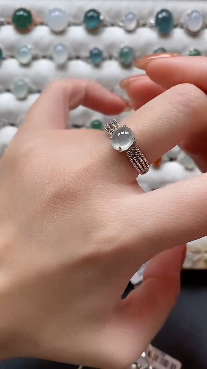 【闪购商品】翡翠戒指银S925镶嵌一物一证一礼盒