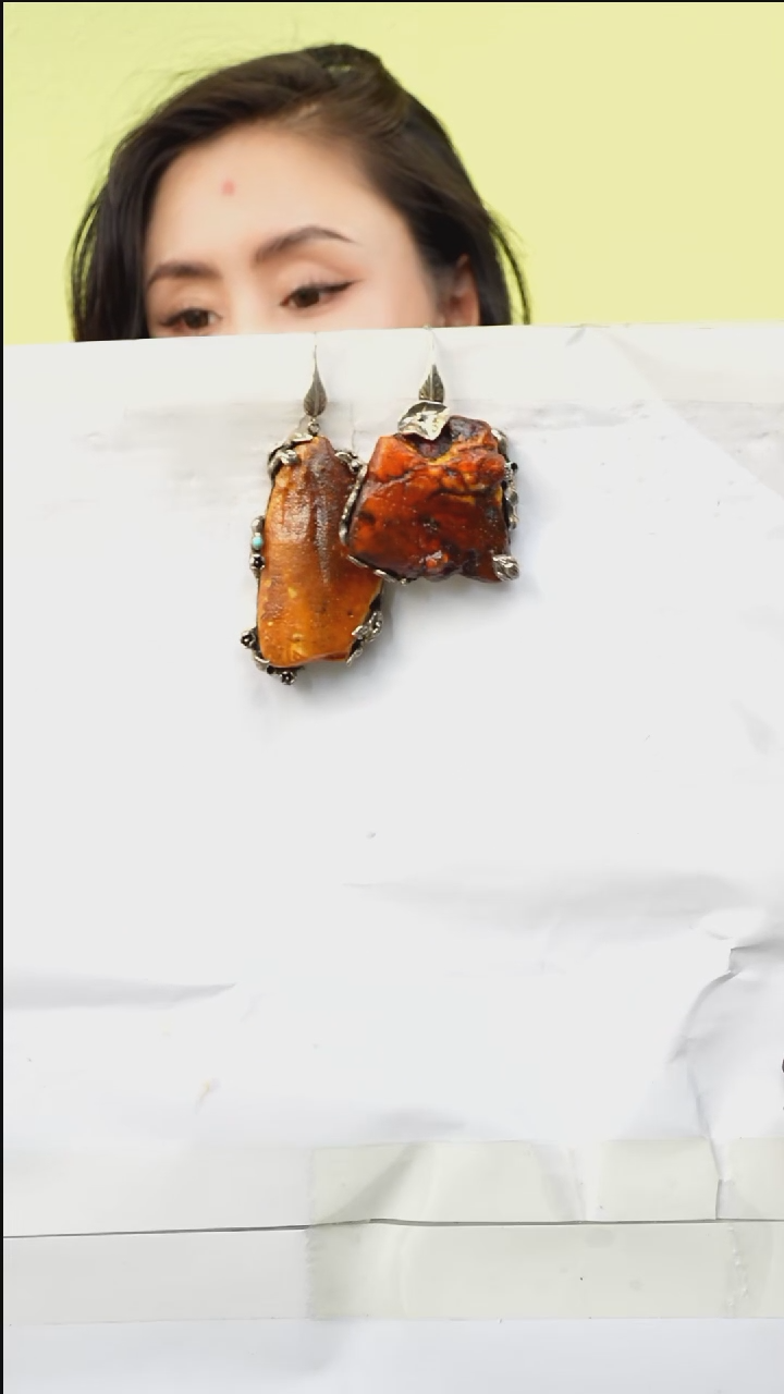 【闪购商品】琥珀耳饰未镶嵌多人