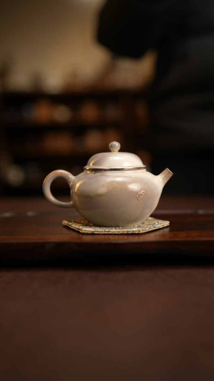 【闪购商品】杯137三包银边小白壶150毫升