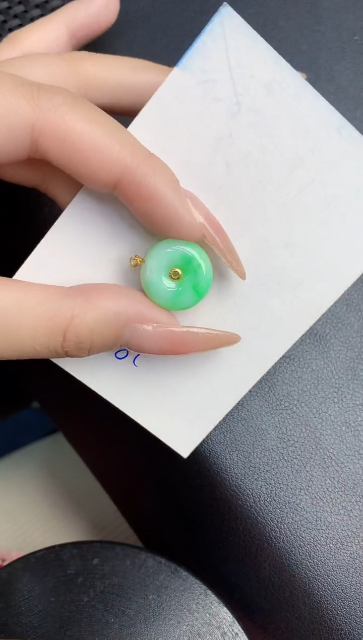 【闪购商品】翡翠颈饰18K金镶嵌000000000