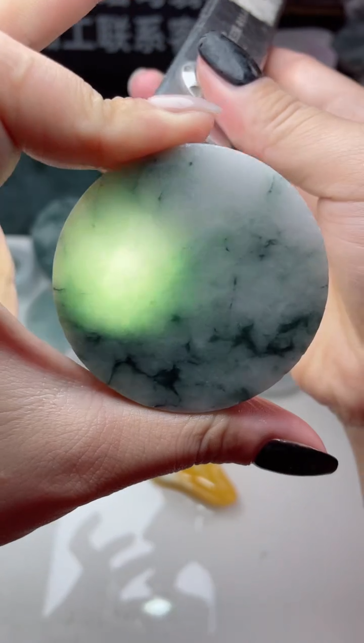 【闪购商品】翡翠颈饰未镶嵌3065......