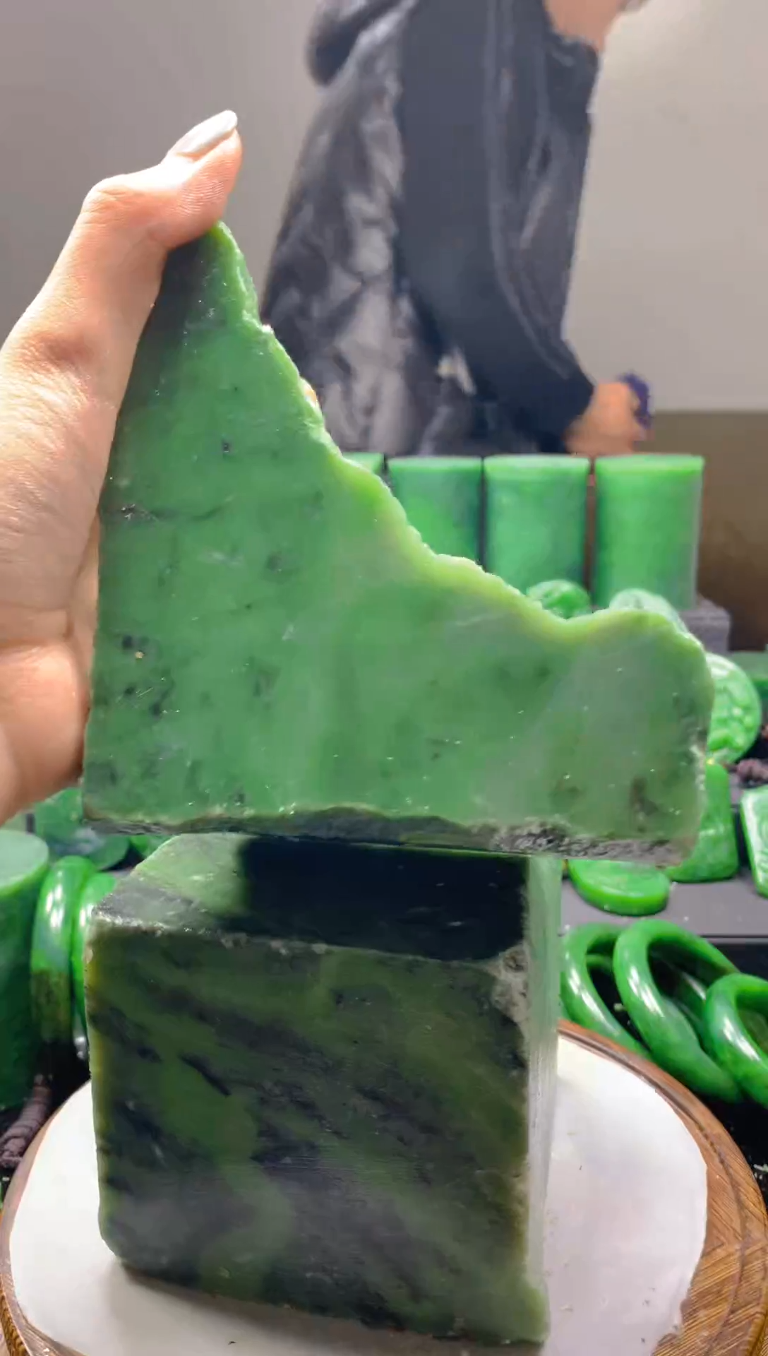 未镶嵌和田玉（碧玉）珠宝半成品1