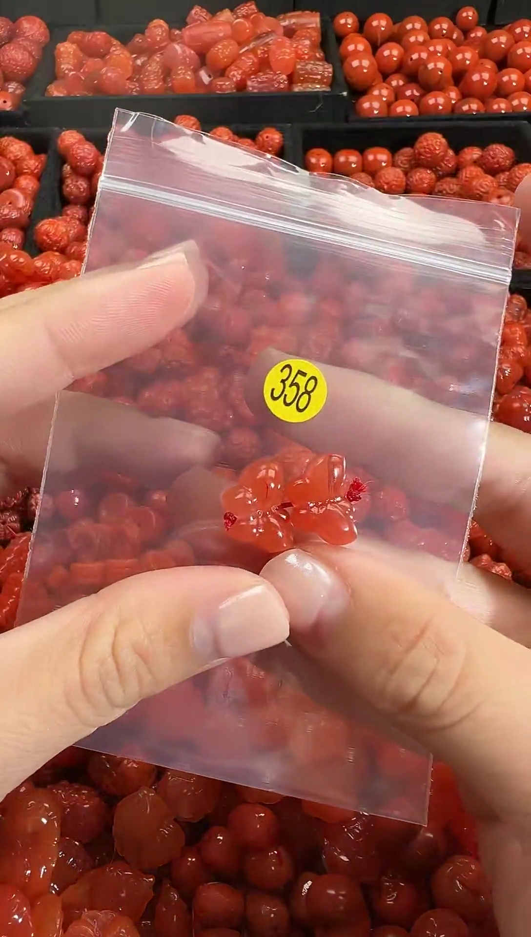 颈饰未镶嵌南红玛瑙1