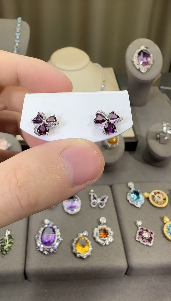 银S925镶嵌耳饰石榴石10mm耳钉简约款