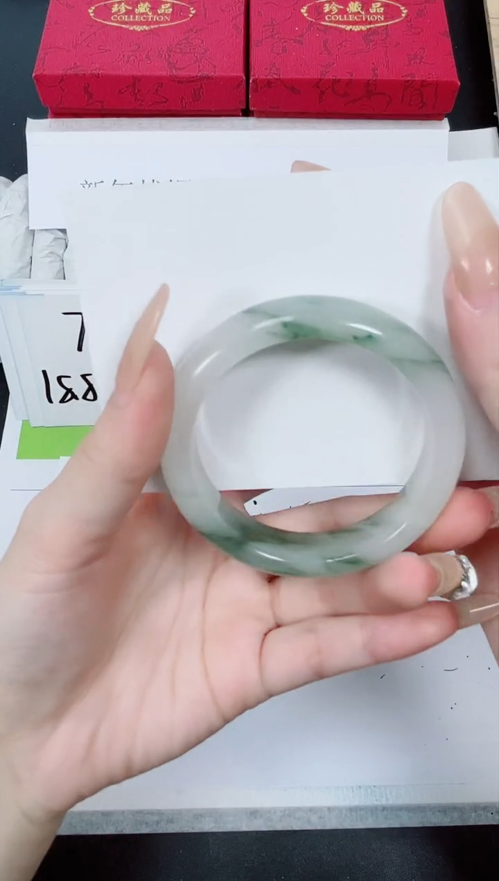 【闪购商品】石英质玉手镯未镶嵌K152-50.1