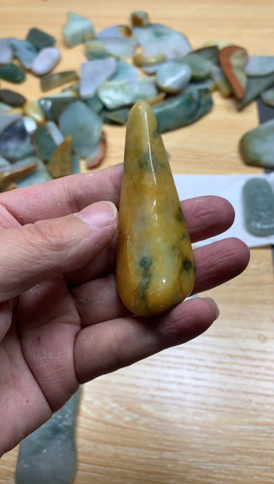 【闪购商品】翡翠颈饰未镶嵌天然翡翠A货