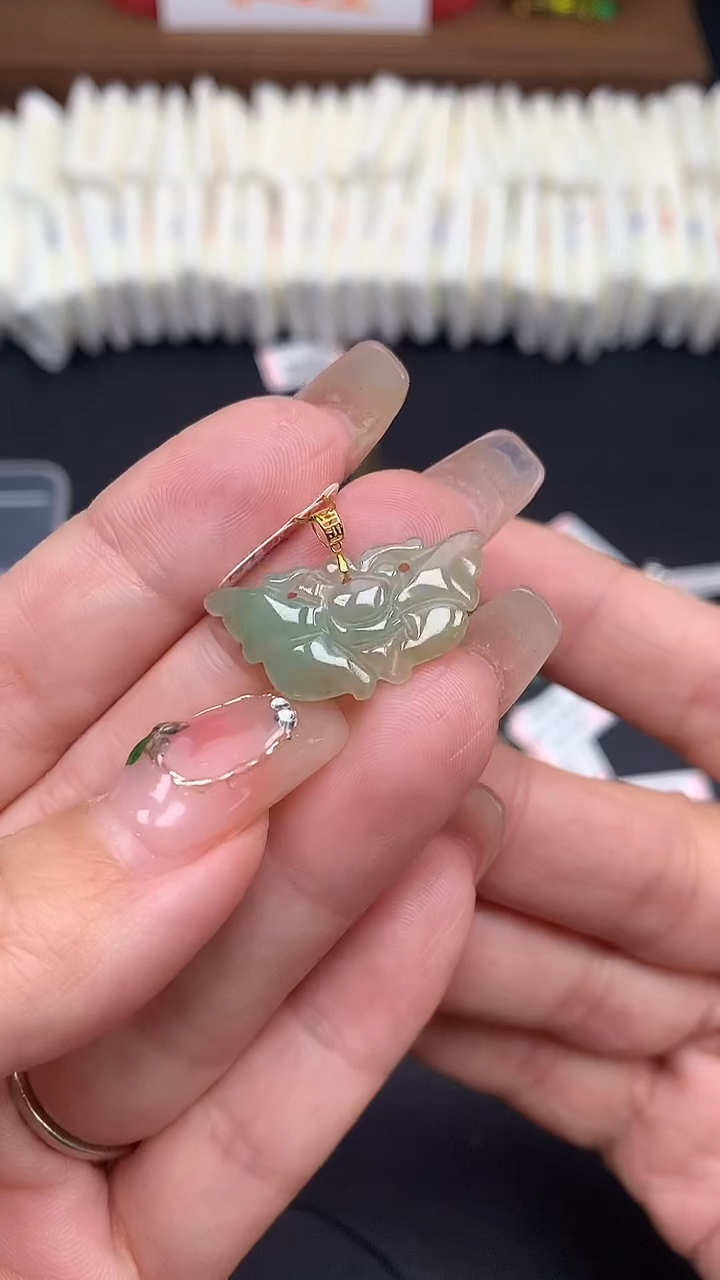 【闪购商品】翡翠吊坠(不含链)18K金镶嵌MS154515