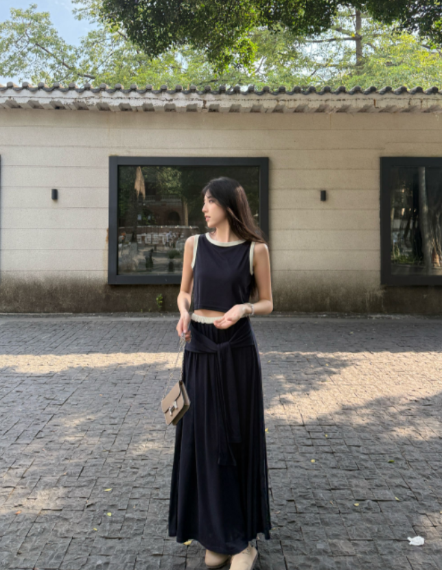 时尚气质套装女2025夏季新款无袖背心上衣+显瘦半身裙长裙两件套