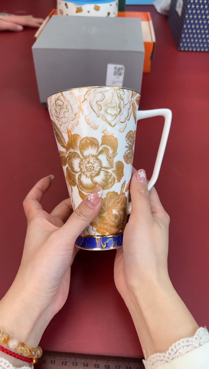 【闪购商品】瓷片正午瓷缘 臻品源泉@@8P103