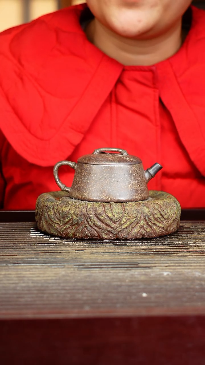 宜兴原矿紫砂壶茶壶宜兴原矿紫砂壶茶壶100C