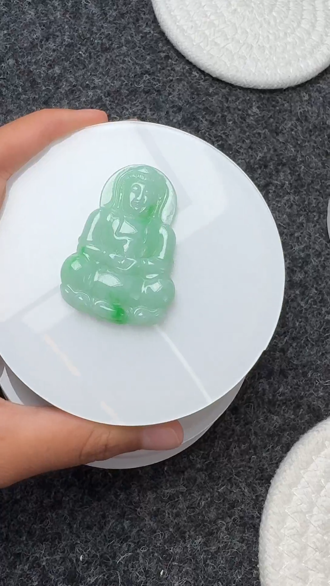 吊坠(不含链)未镶嵌翡翠YM-1090-9绿观音多样性发一件