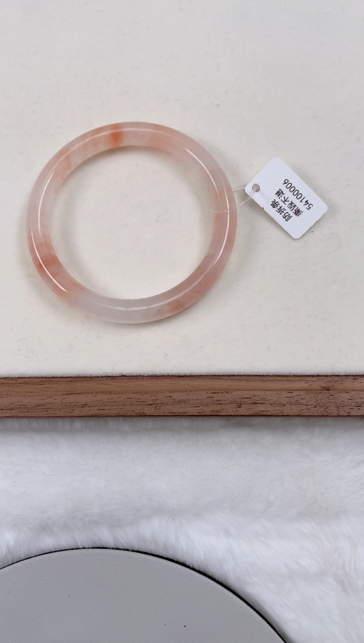 【闪购商品】石英质玉手镯未镶嵌8