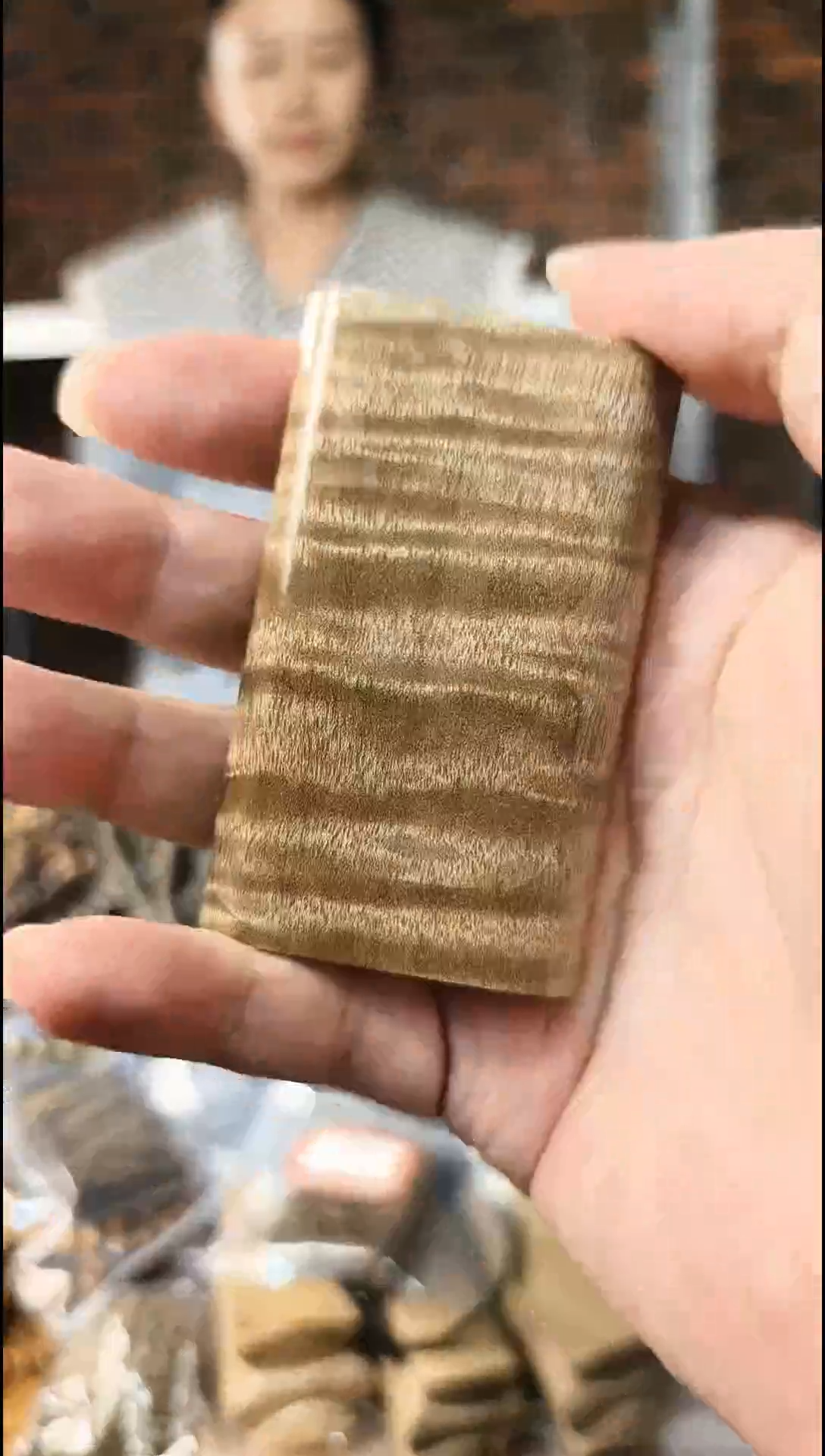 【闪购商品】金丝楠无事牌手把件