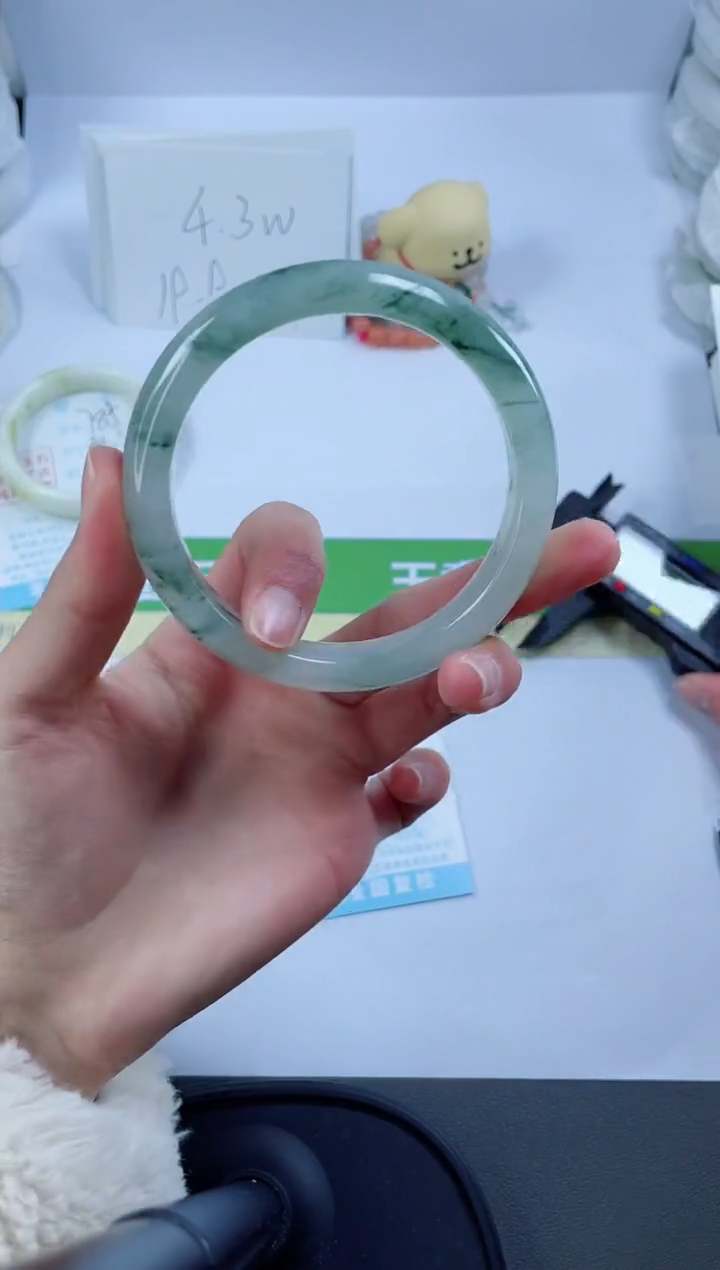 【闪购商品】石英质玉手镯未镶嵌786-60.5