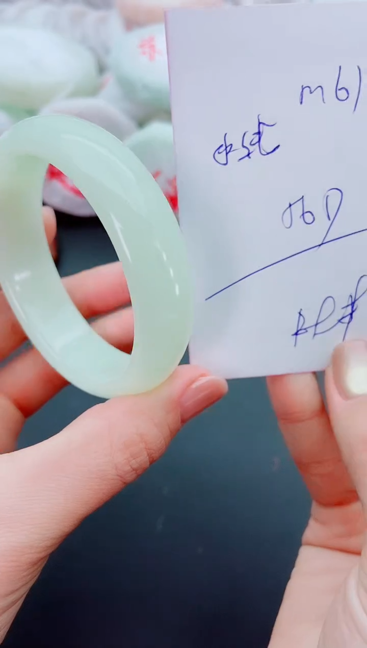 未镶嵌手镯石英质玉M61-56-57