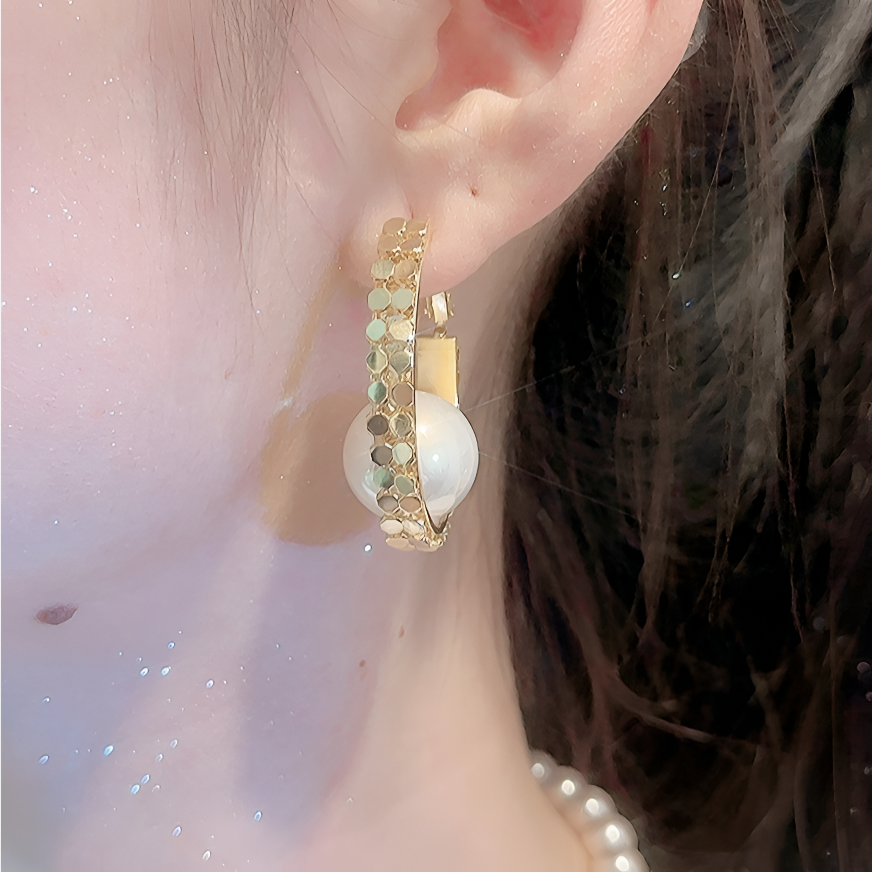 铜合金仿珍珠耳饰 金色轻奢时尚珍珠耳圈耳环高级感气质百搭耳饰