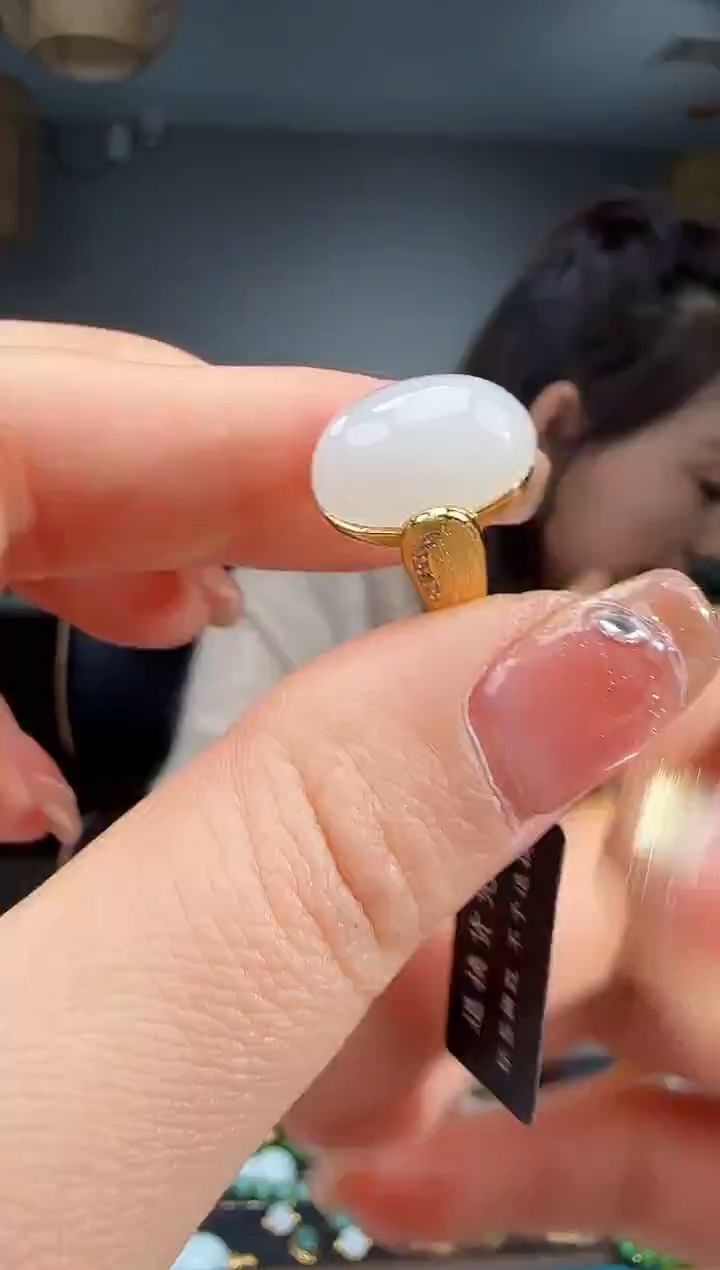 银S925镶嵌戒指和田玉1