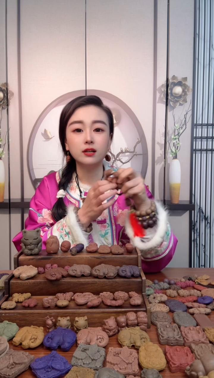 【闪购商品】泥塑息肌黄财神手捻设计款