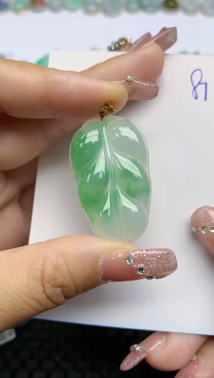 【闪购商品】翡翠颈饰18K金镶嵌天然A货翡翠 87