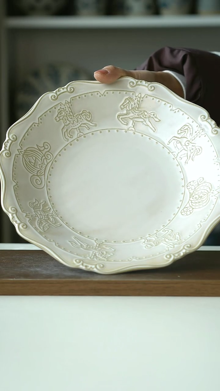 【闪购商品】陶瓷旋转木马大深盘23CM@4-2@