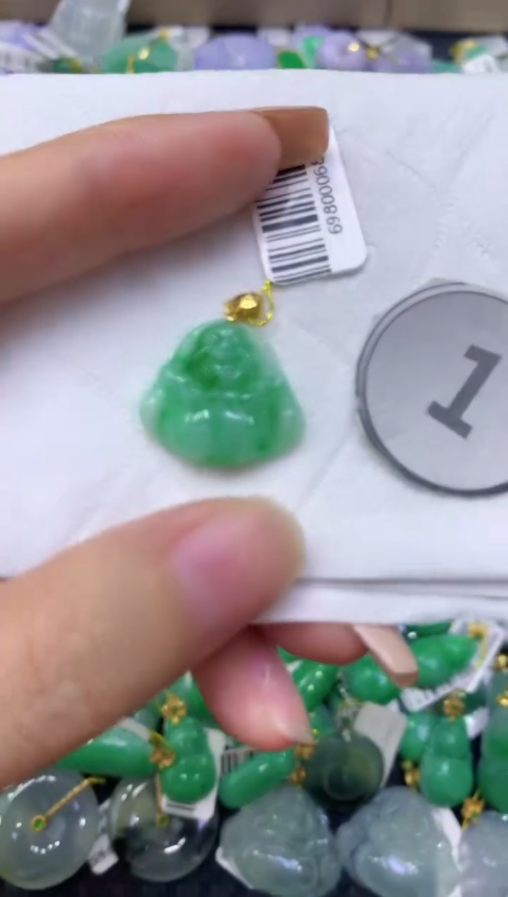 颈饰未镶嵌翡翠天然缅甸翡翠A货
