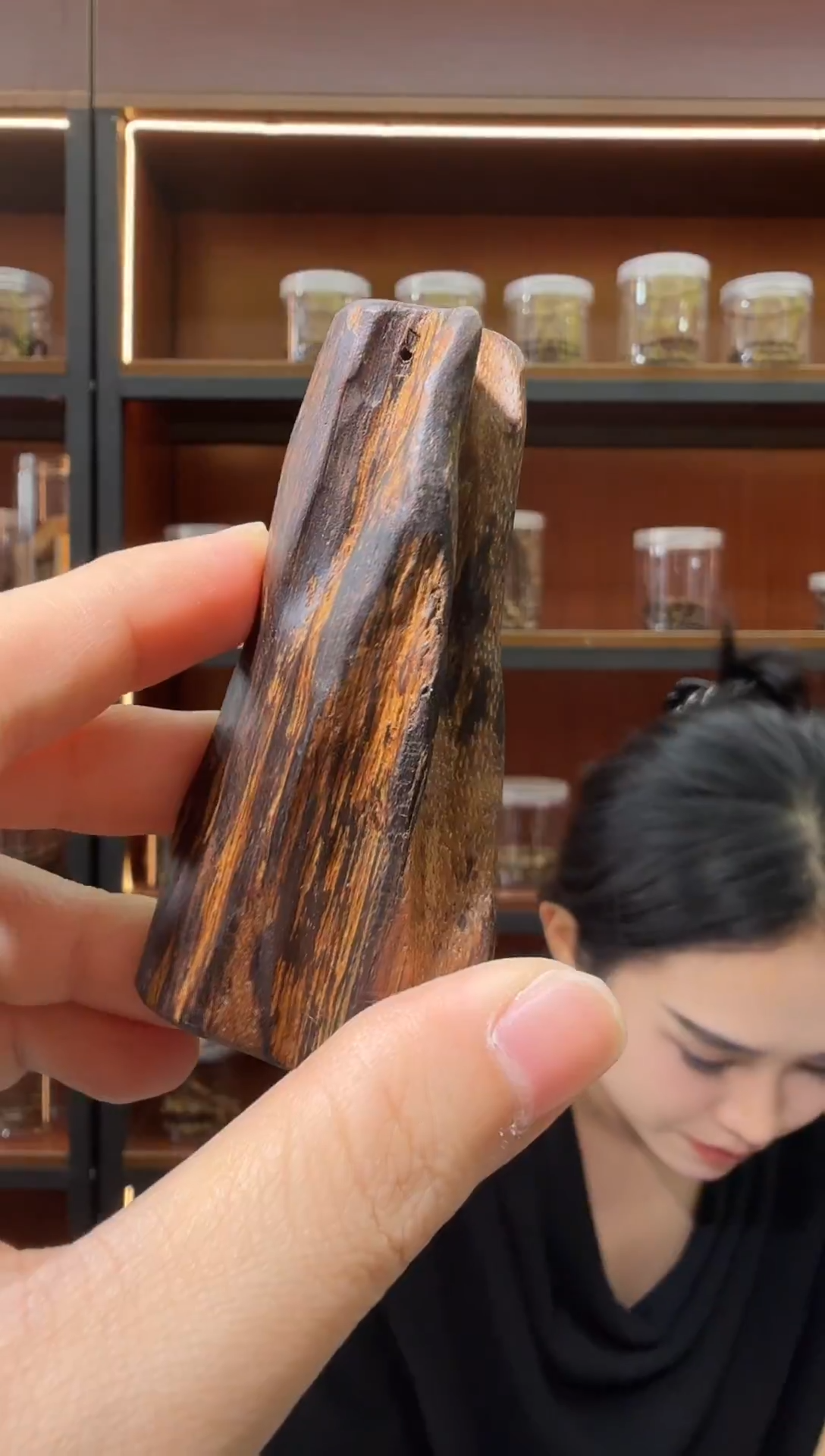 沉香吊坠138号芽庄虎斑多样性发一