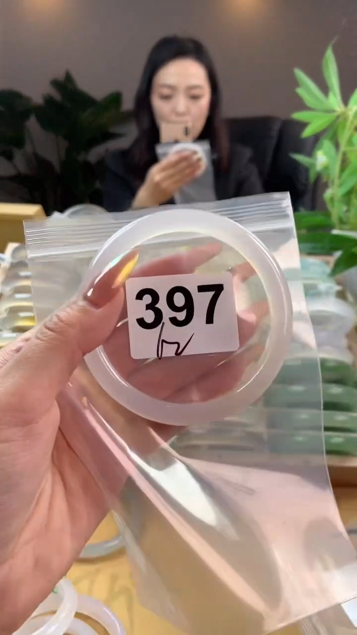 【闪购商品】玛瑙/玉髓手镯未镶嵌397