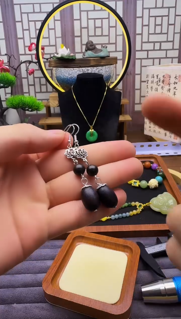 玛瑙/玉髓耳钉银S925镶嵌E79