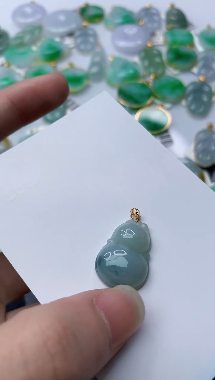 【闪购商品】翡翠颈饰18K金镶嵌60..........