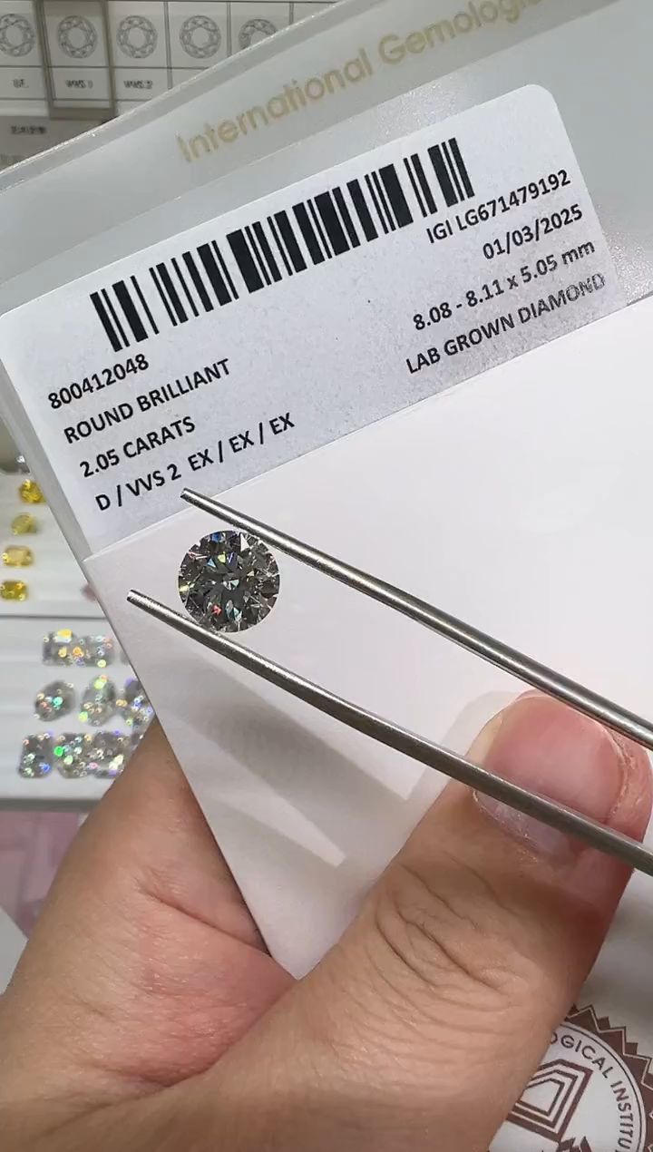 【闪购商品】实验室培育钻石裸石未镶嵌@ 2.05ct 先鉴赏，再定制！