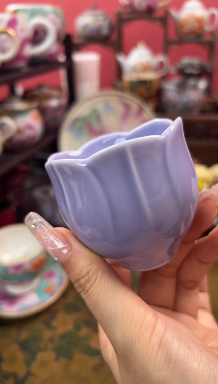 【闪购商品】丁香紫花口郁金香杯