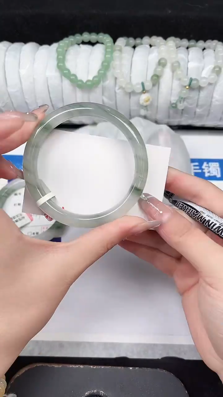 未镶嵌手镯石英质玉220-58/59