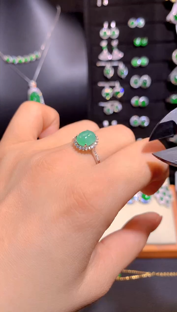 【闪购商品】翡翠银S925镶嵌戒指多样性