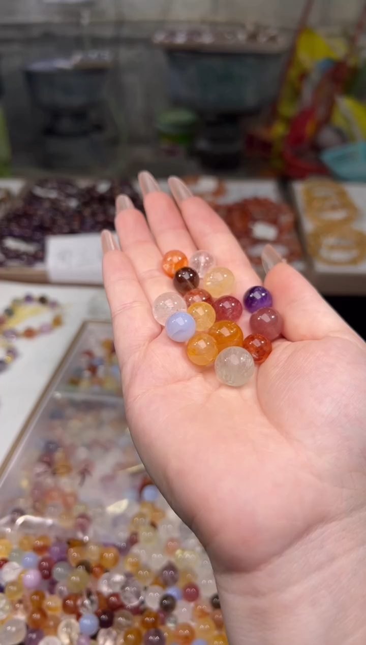 未镶嵌珠宝半成品水晶水晶散珠（20颗一份/默认微瑕）多样性发其一