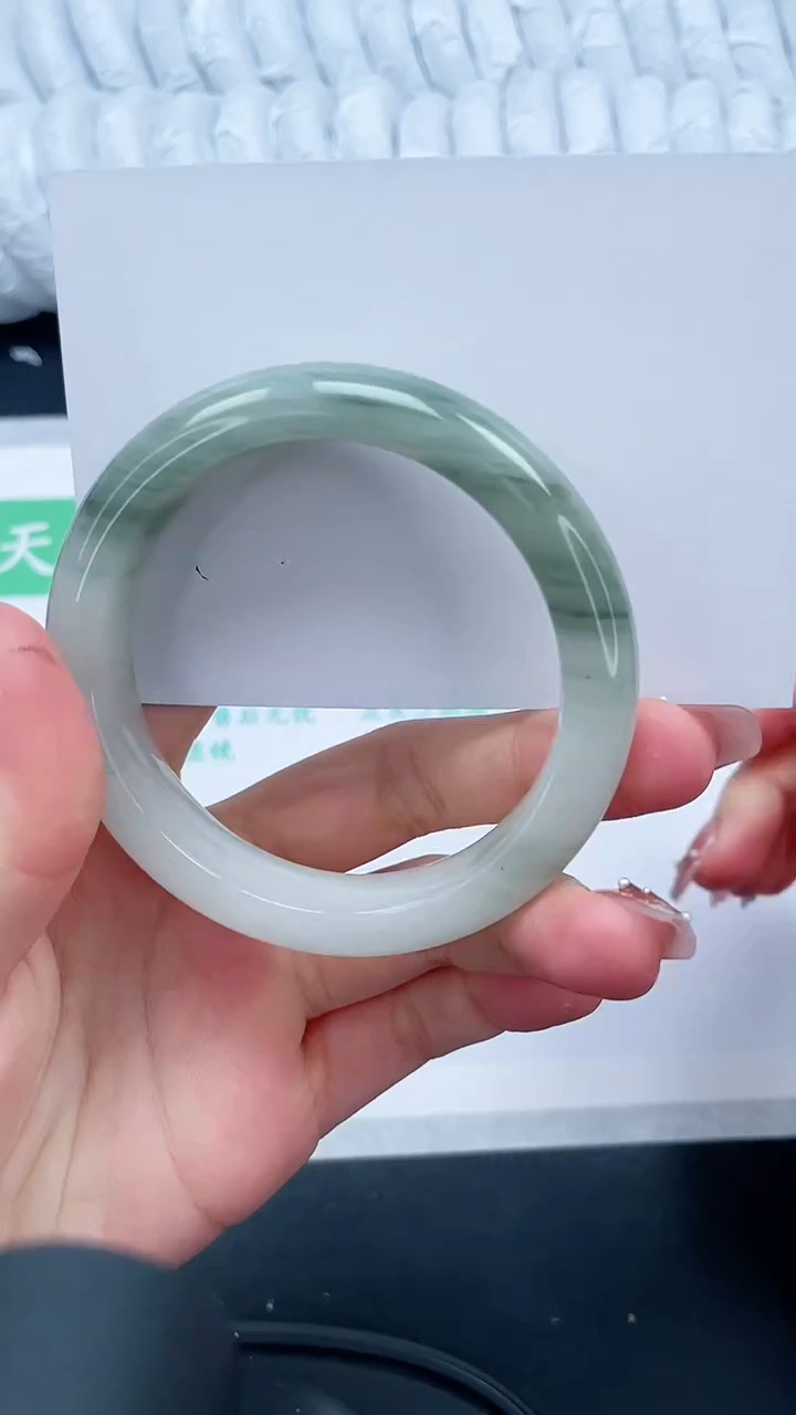 【闪购商品】石英质玉手镯未镶嵌6-57