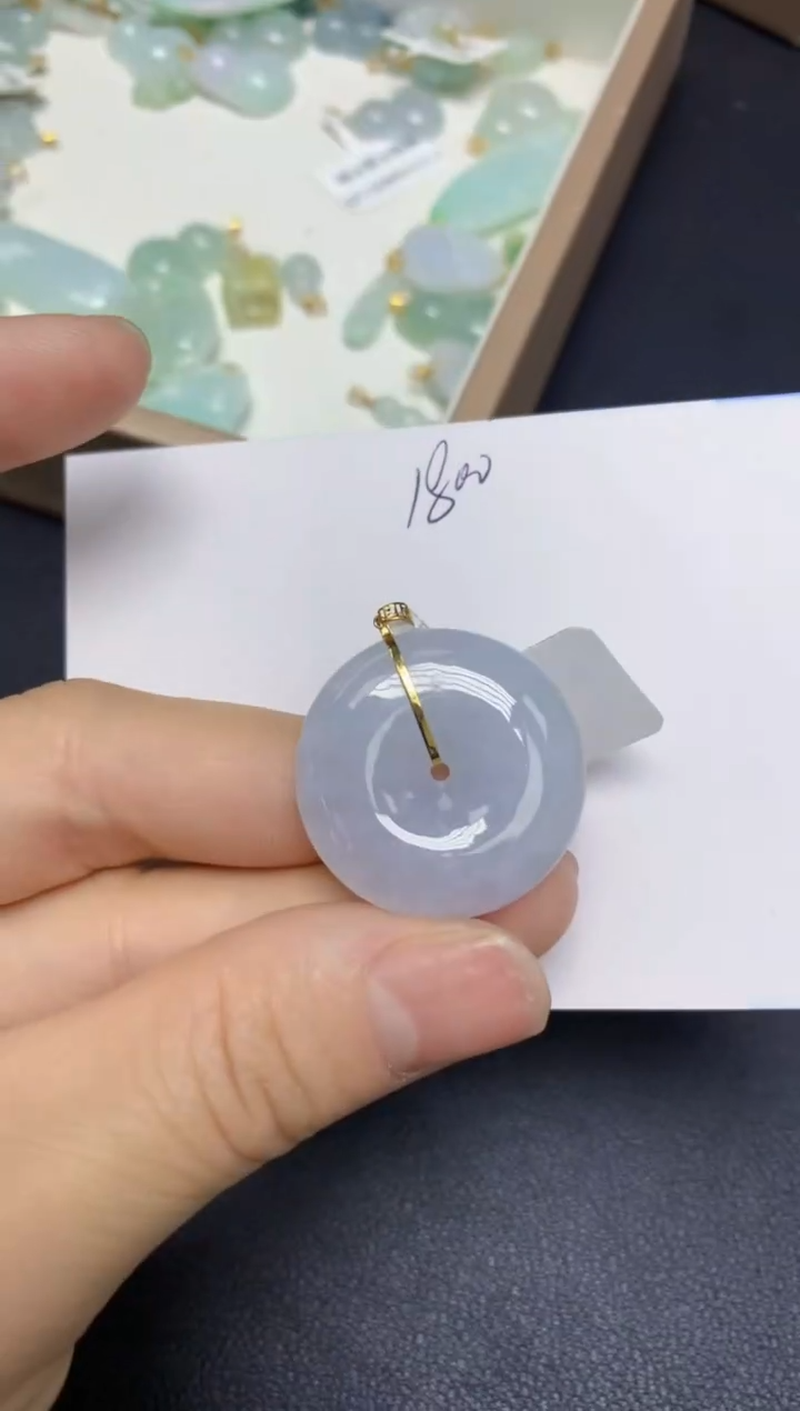 【闪购商品】翡翠18K金镶嵌挂件天然翡翠A货