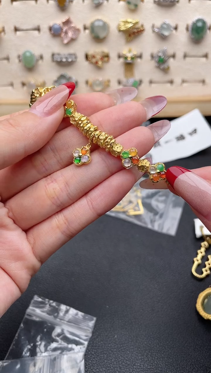 【闪购商品】翡翠手链银S925镶嵌一物一证一礼盒