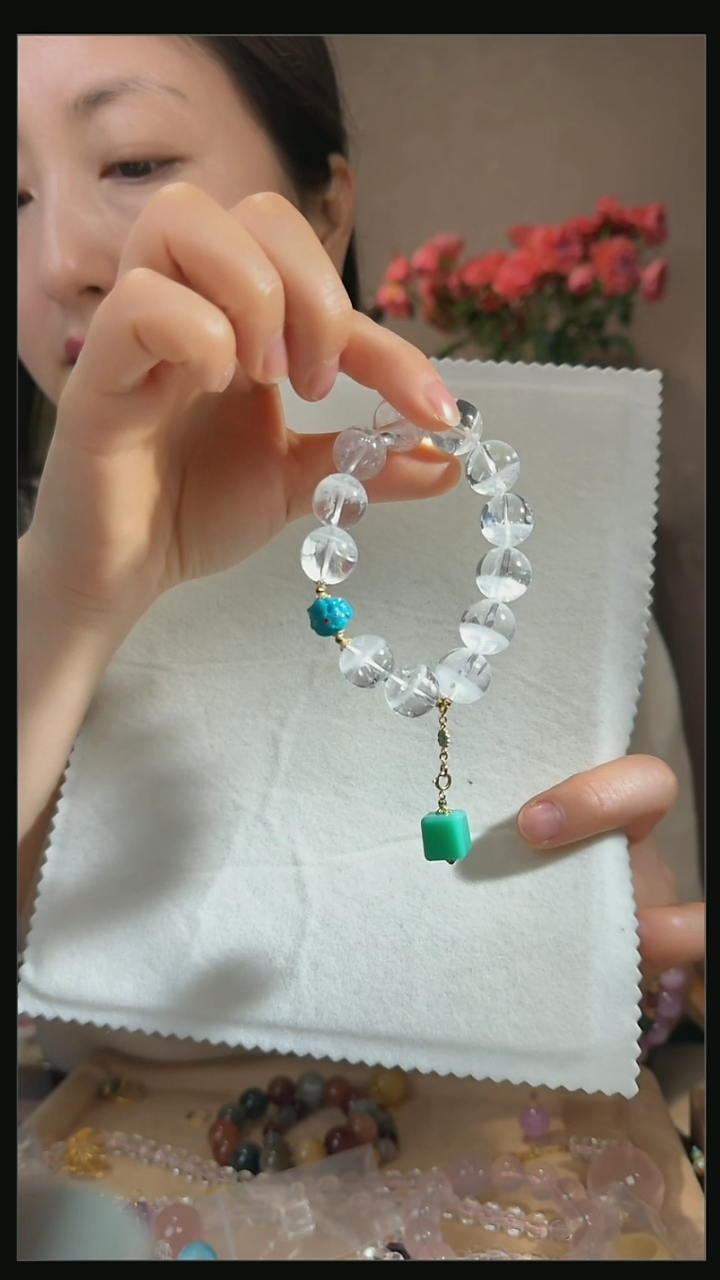 【闪购商品】水晶手串18K金镶嵌天然白幽灵手串