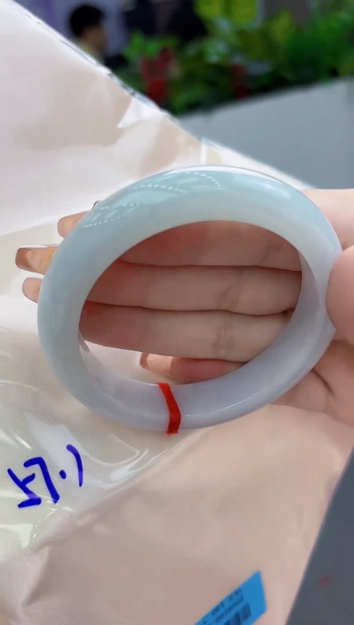 【闪购商品】翡翠手镯未镶嵌翡翠手镯