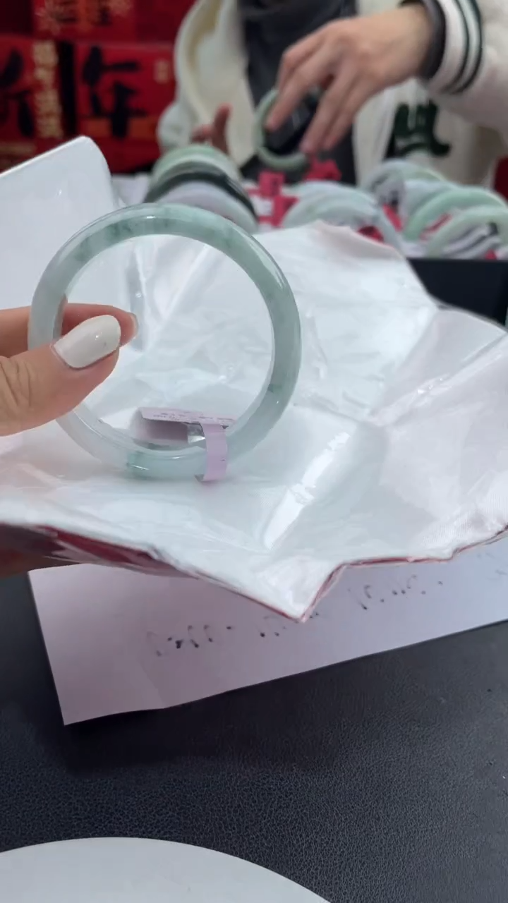 【闪购商品】翡翠手镯未镶嵌5翡翠手镯