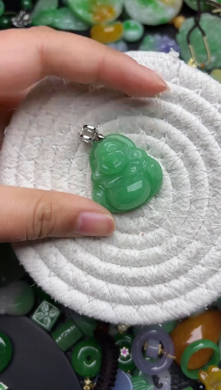 颈饰未镶嵌翡翠缅甸翡翠吊坠