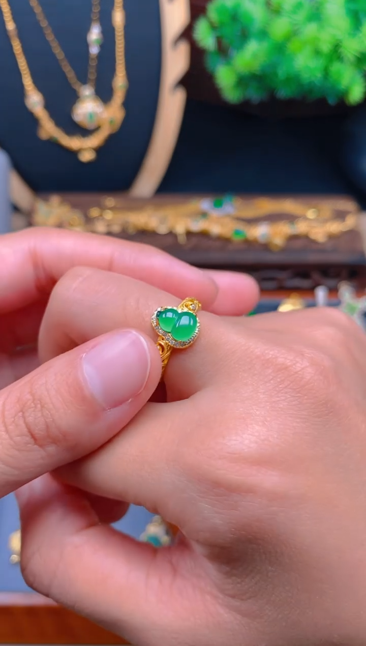 翡翠银S925镶嵌戒指葫芦戒指