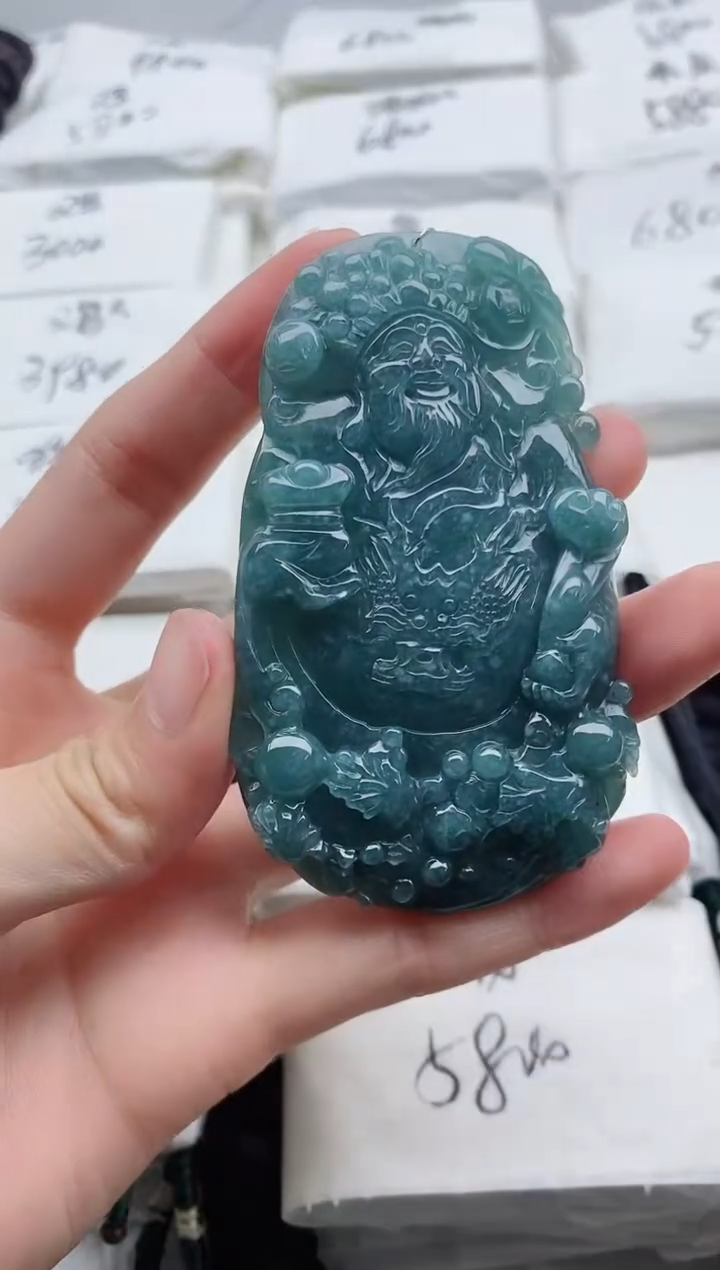 颈饰未镶嵌翡翠8