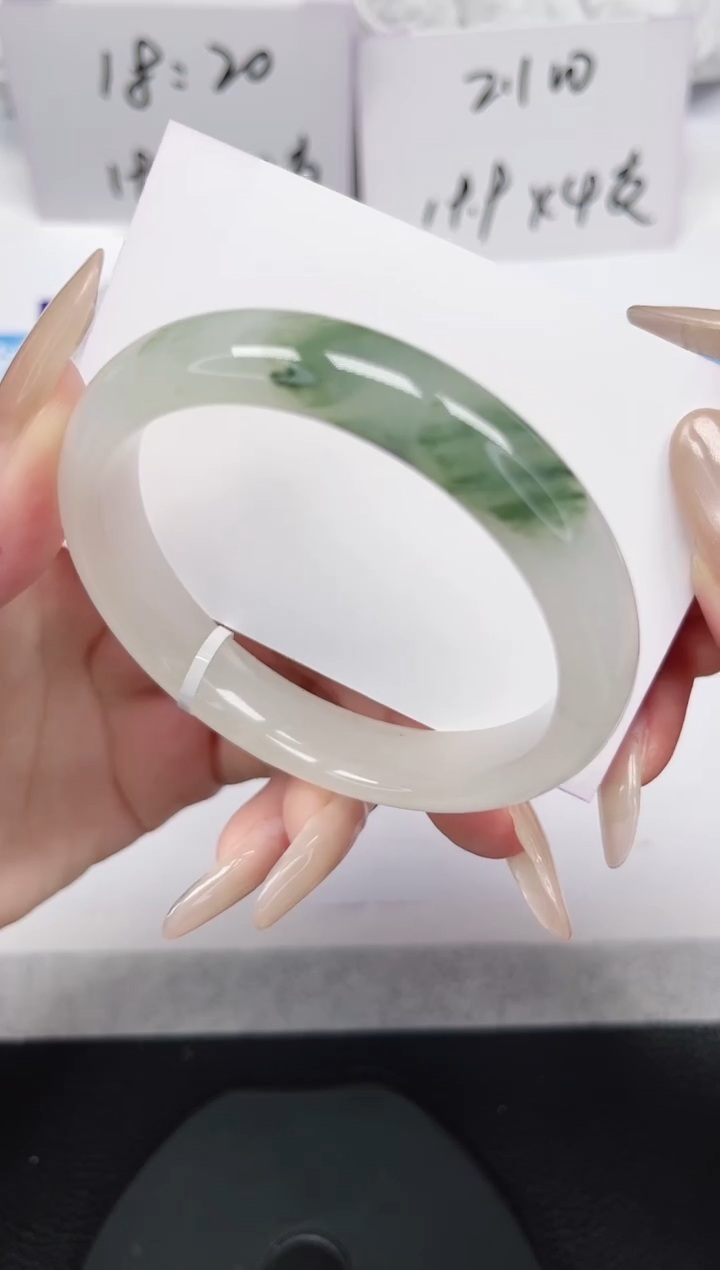 未镶嵌手镯石英岩玉247-57.1