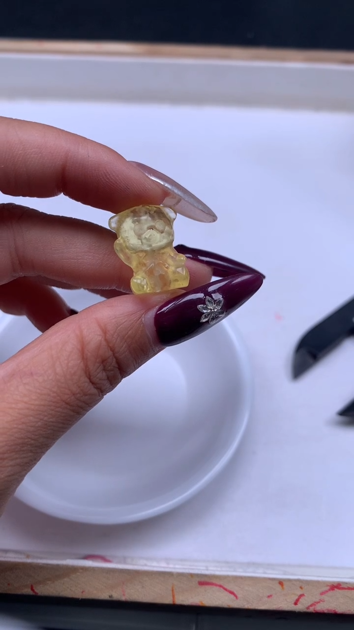 未镶嵌珠宝半成品水晶A1823 黄水晶 小熊13*18mm1个8元