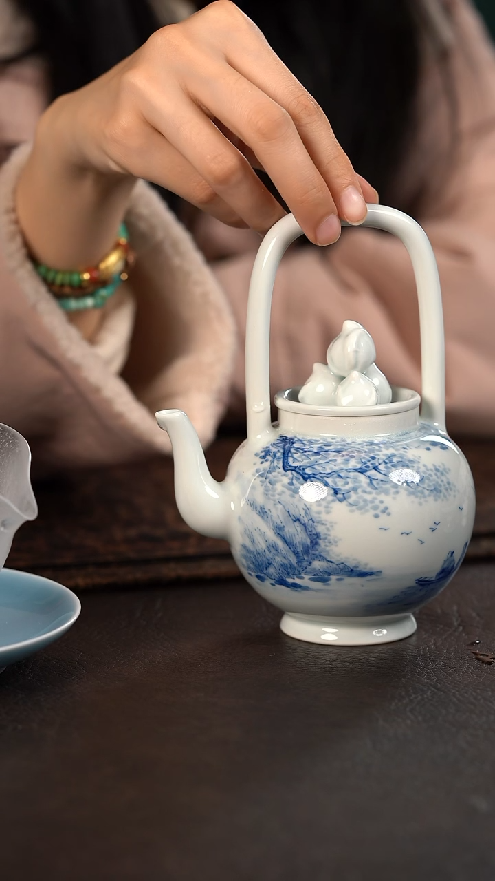 【闪购商品】杯636HLX陶瓷山水大提梁壶