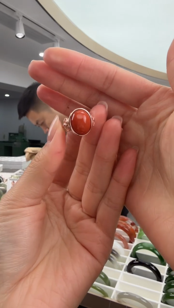 银S925镶嵌南红玛瑙戒指黑*102