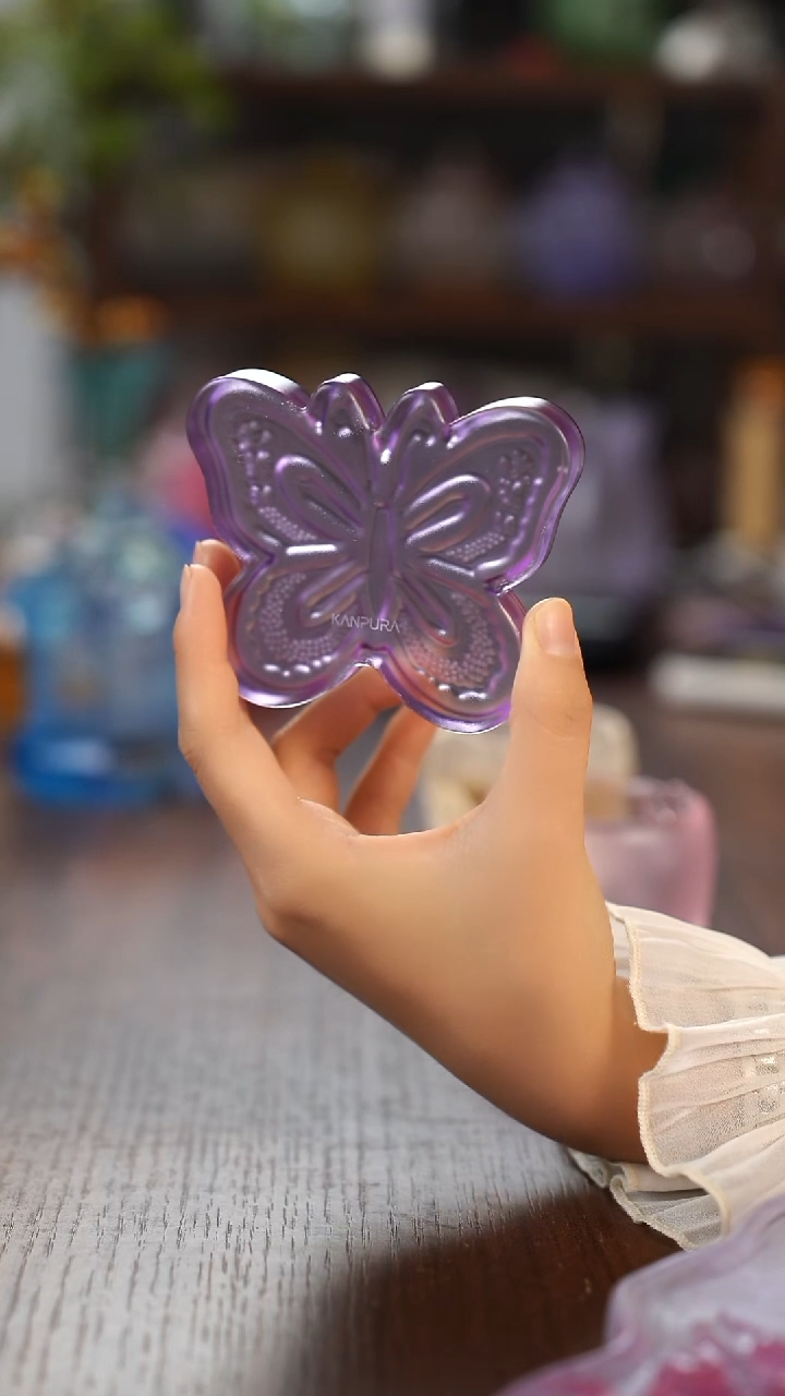 闪购紫色蝴蝶杯垫