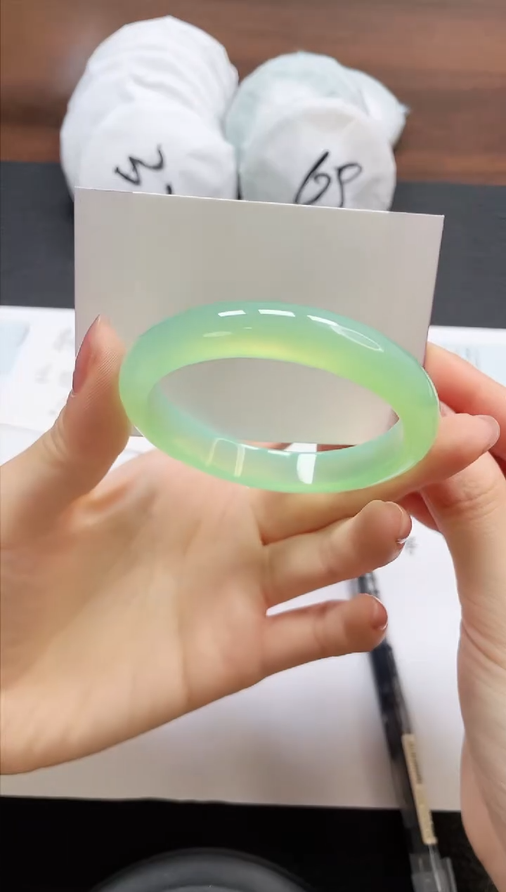 石英质玉手镯未镶嵌D296-56